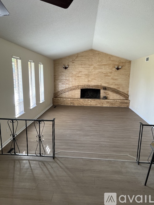 1221 Fairway Terrace 4 Beds Single Family Home for Rent - Photo gallery 5