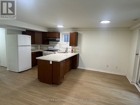 LOWER LEVEL - 91 CAMERON AVENUE 2 Beds Apartment for Rent