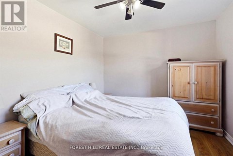 UNIT A - 1070 AVENUE ROAD 3 Beds Apartment for Rent