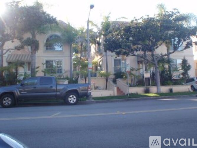 215 S Doheny Dr 2 Beds Apartment for Rent - Photo gallery 1