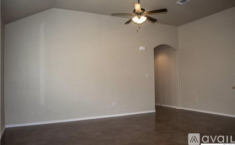 161 Joanne Cove 3 Beds Apartment for Rent