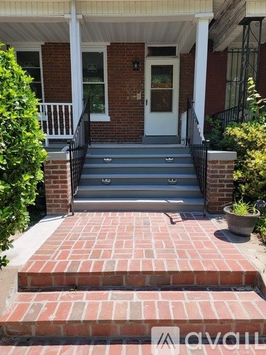 915 L Street Northeast 4 Beds Apartment for Rent