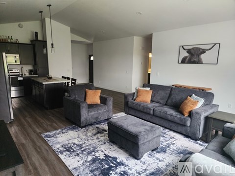 800 Elm Drive 3 Beds Apartment for Rent