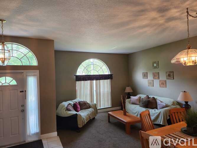 1750 North Hampton Drive 4 Beds Single Family Home for Rent - Photo gallery 3