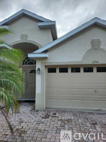 1750 North Hampton Drive 4 Beds Apartment for Rent