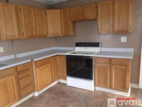 1119 1St Avenue North 3 Beds Apartment for Rent