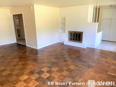4548 E 25Th Pl 3 Beds Apartment for Rent
