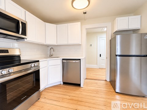 109 Bowen St 1 Apartment for Rent