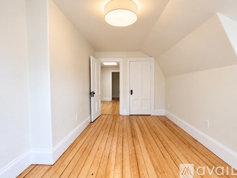 109 Bowen St 1 Apartment for Rent
