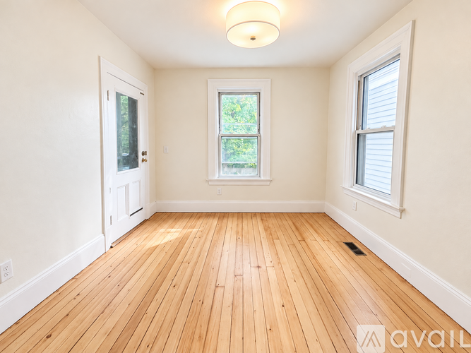 109 Bowen St 3 Beds Apartment for Rent - Photo gallery 5