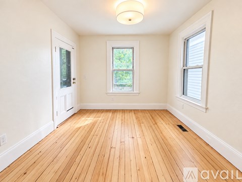 109 Bowen St 3 Beds Apartment for Rent