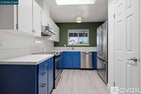 824 Coral Dr 3 Beds Apartment for Rent
