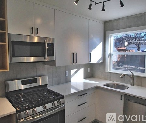 280 S Franklin St 3 Beds Apartment for Rent