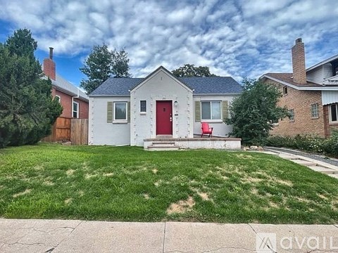 280 S Franklin St 3 Beds Apartment for Rent