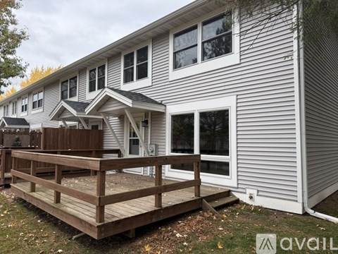 509 Selfridge Dr 3 Beds Apartment for Rent