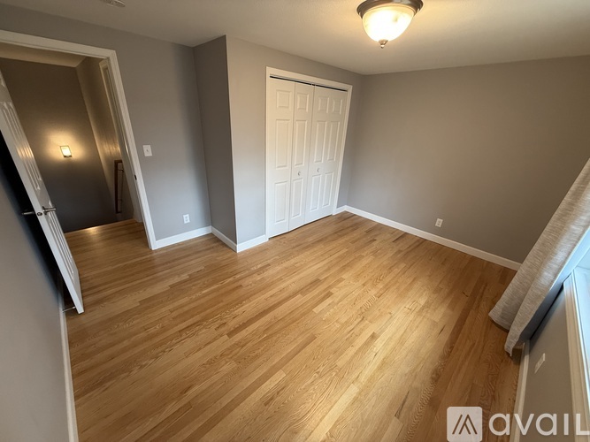 509 Selfridge Dr 3 Beds Condo for Rent - Photo gallery 3