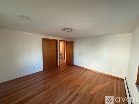 33 Rutherford Street 1 Apartment for Rent