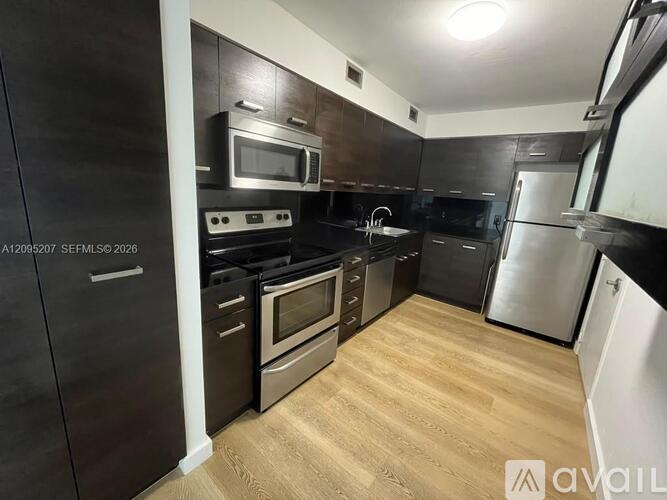 6770 Indian Creek Dr 1 Apartment for Rent - Photo gallery 2