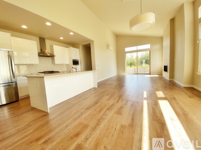 4820 Green Vista Way 4 Beds Single Family Home for Rent - Photo gallery 5