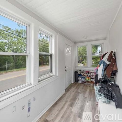 306 E Passaic Ave 2 Beds Apartment for Rent