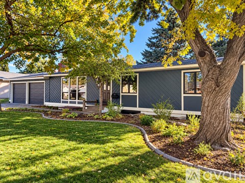 688 Mark Avenue 5 Beds Apartment for Rent