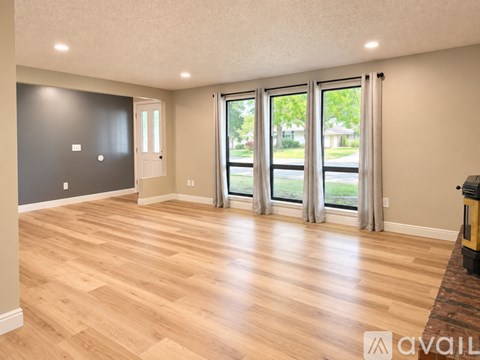 688 Mark Avenue 5 Beds Apartment for Rent