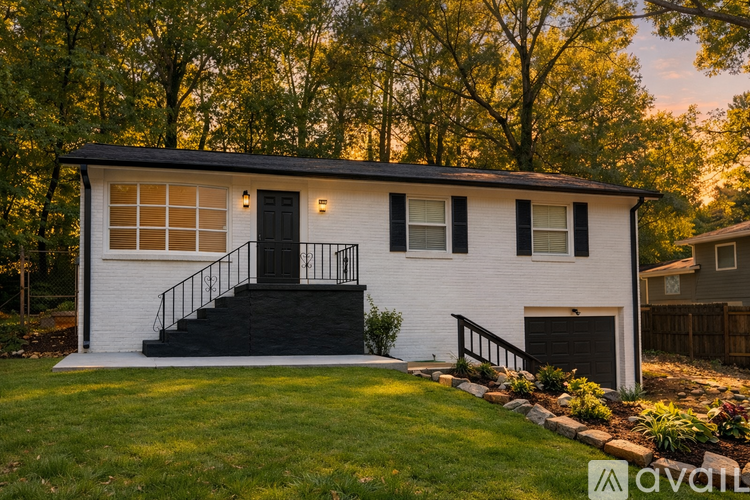 2394 Bouldercliff Way Southeast 3 Beds Single Family Home for Rent - Photo gallery 1