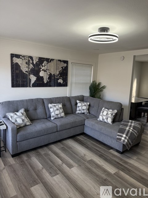 2394 Bouldercliff Way Southeast 3 Beds Apartment for Rent