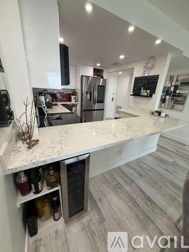 13499 Biscayne Blvd 2 Beds Condo for Rent - Photo gallery 3