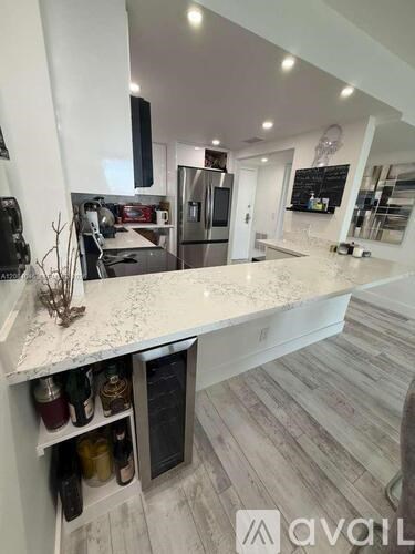13499 Biscayne Blvd 2 Beds Apartment for Rent