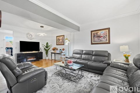 1060 Kufrin Way 3 Beds Apartment for Rent