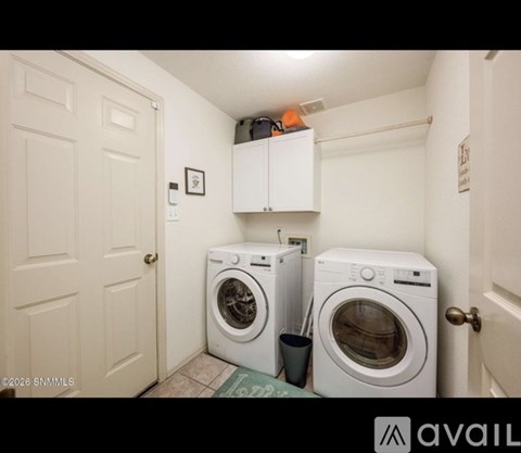 787 Indian Hollow Road 3 Beds Apartment for Rent