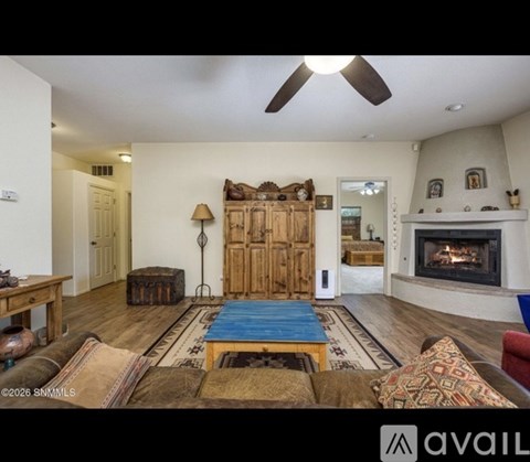 787 Indian Hollow Road 3 Beds Apartment for Rent