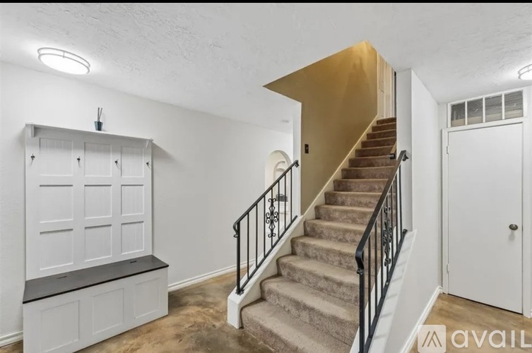 6016 Marlow Lane 4 Beds Single Family Home for Rent - Photo gallery 4