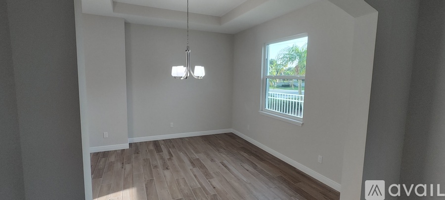 991 Waters Edge Dr 4 Beds Single Family Home for Rent - Photo gallery 2