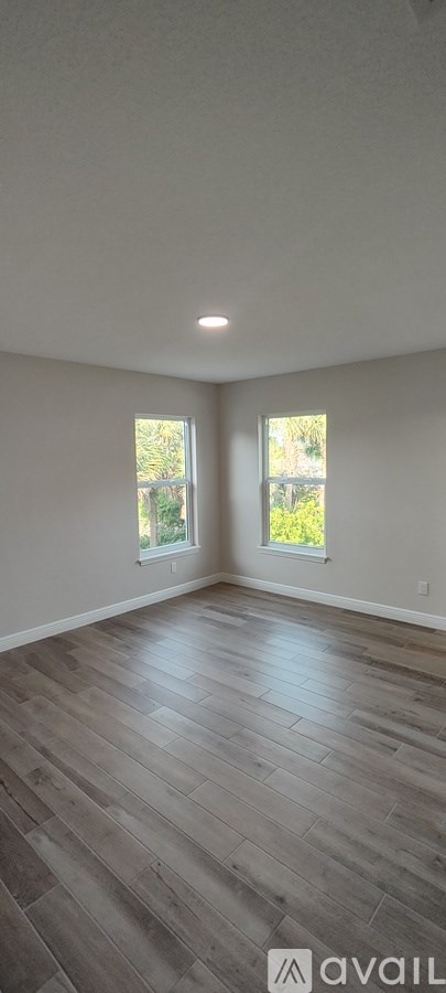 991 Waters Edge Dr 4 Beds Apartment for Rent