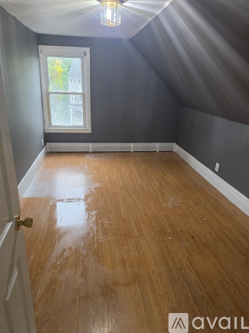 297 Main Street 2 Beds Apartment for Rent - Photo gallery 2