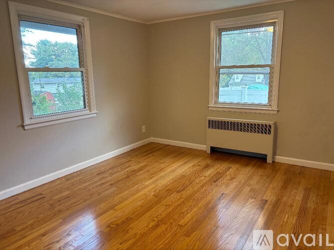 5 Dell Court 3 Beds Single Family Home for Rent - Photo gallery 5