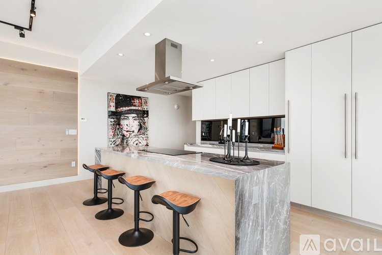 700 Northeast 26th Terrace 3 Beds Apartment for Rent - Photo gallery 4