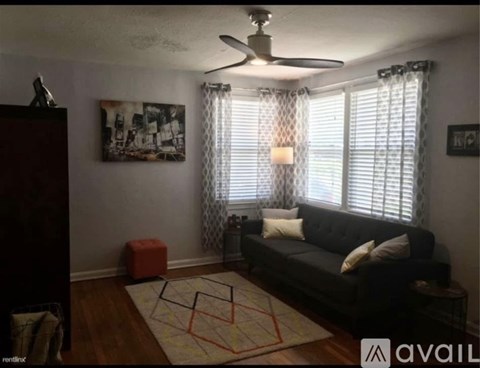 5213 Kingsbury Street 3 Beds Apartment for Rent