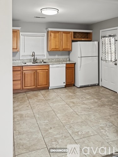 5 Richardson Rd 3 Beds Apartment for Rent