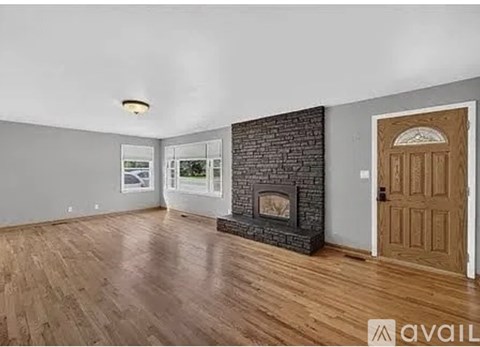 2275 South Poplar Street 4 Beds Apartment for Rent