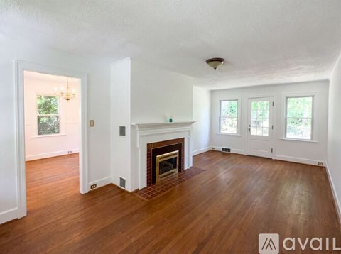 23 Gillen Ter 2 Beds Apartment for Rent