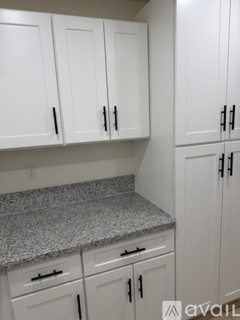4208 North Pleasant Avenue 3 Beds Apartment for Rent