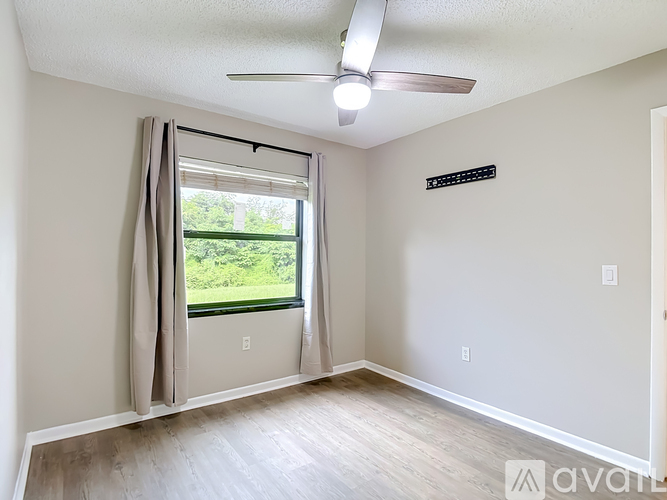 9906 North Myrtle Street 2 Beds Apartment for Rent - Photo gallery 5