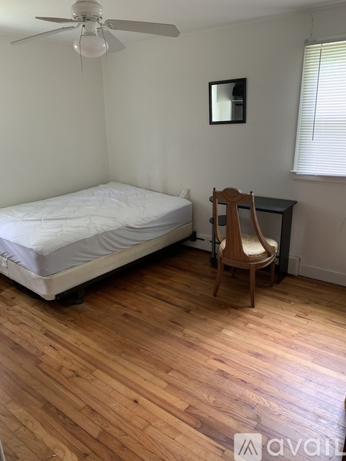20 Beverly Street 2 Beds Single Family Home for Rent - Photo gallery 2