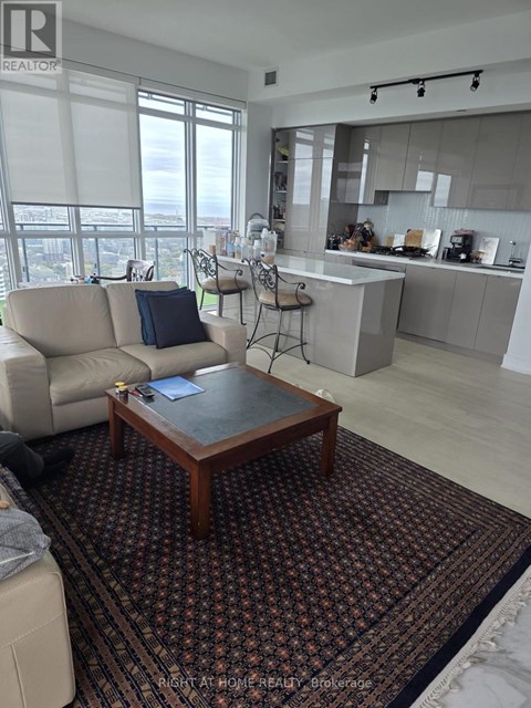 6205 - 7 GRENVILLE STREET 3 Beds Apartment for Rent