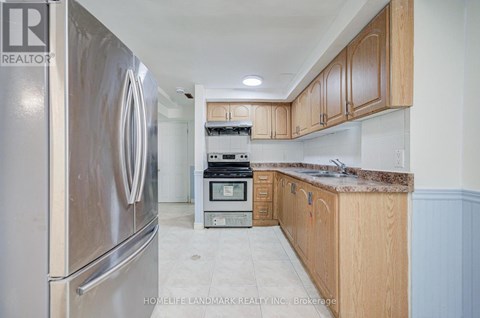 BSMT - 8 FULLERTON CRESCENT 2 Beds Apartment for Rent