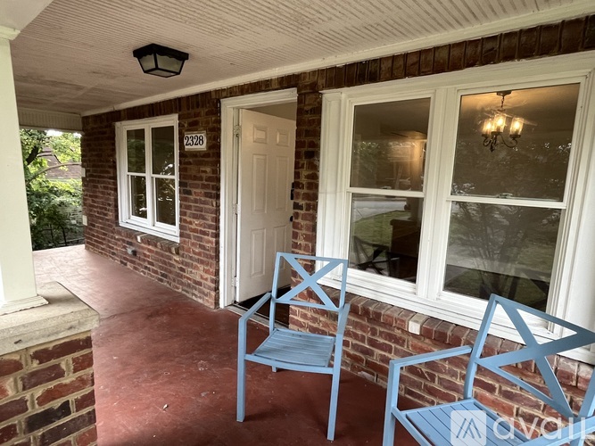 2328 Batavia St 3 Beds Single Family Home for Rent - Photo gallery 3