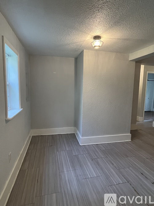 2328 Batavia St 3 Beds Single Family Home for Rent - Photo gallery 4